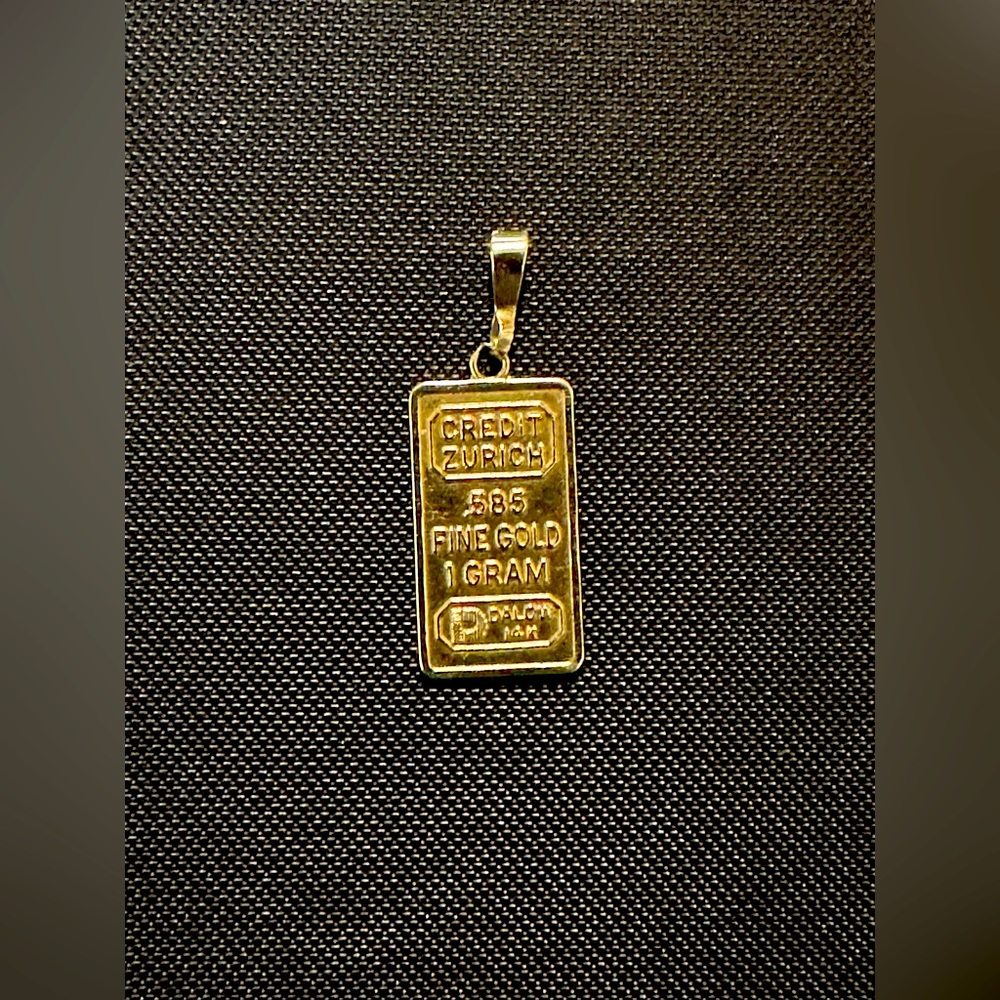 One gram 14k fine gold